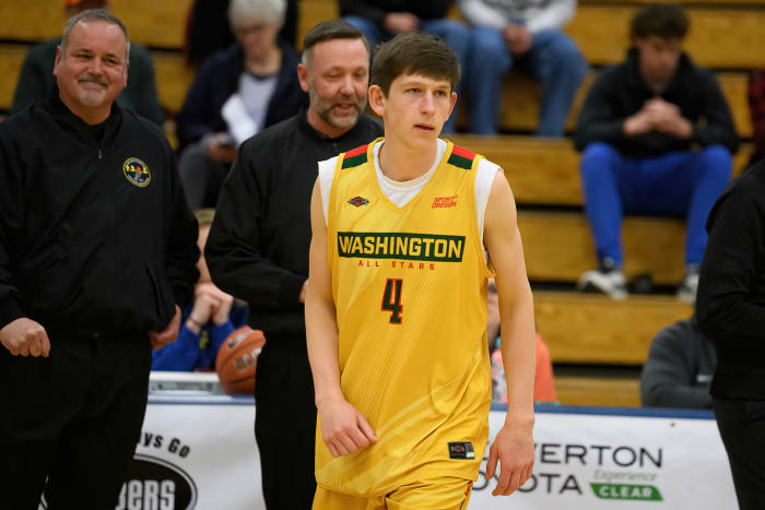 2023-4-2-WAVOR-Boys-Intros-2865-NR-clear